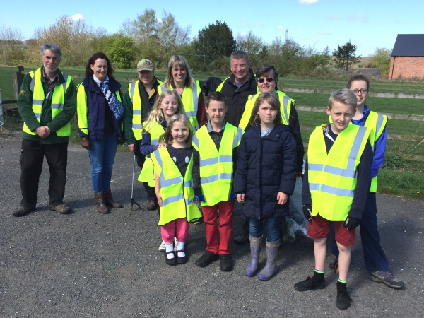 Volunteers who helped with the LitterPick2015 at Peggs Green Rec